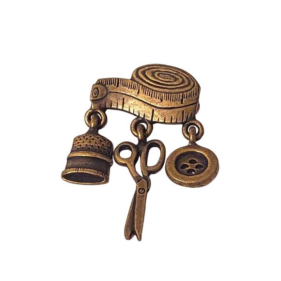 Vintage Bronze Seamstress Sewing Dangle Thimble Button Scissors Charm Brooch - Picture 1 of 3